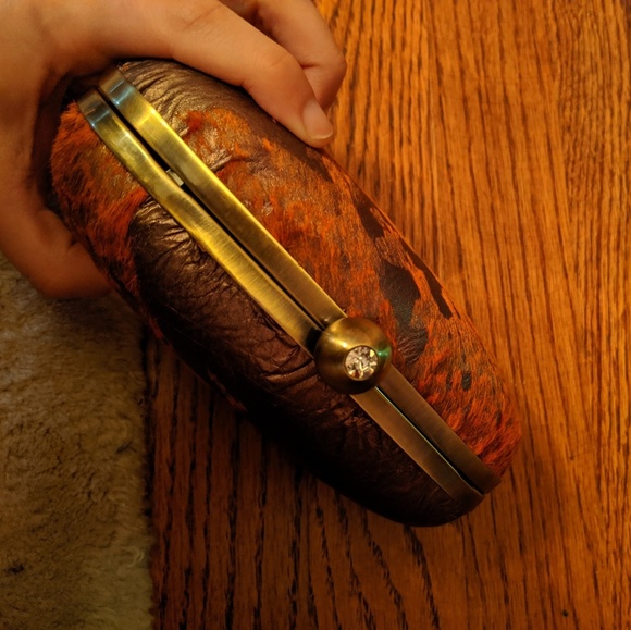 acid-treated fur Clutch purse - Picture 3 of 5